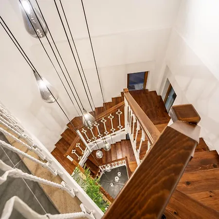 Villa Spacious & Private 4-bedroom With Sea Views, Centrally Located Kaş