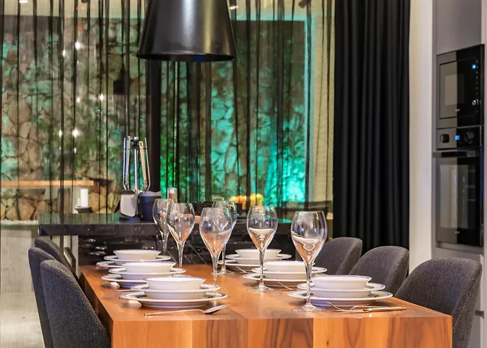 Spacious & Private 4-bedroom With Sea Views, Centrally Located Villa Kas