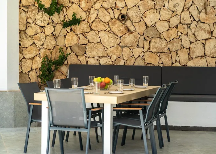 Villa Spacious & Private 4-bedroom With Sea Views, Centrally Located Kas