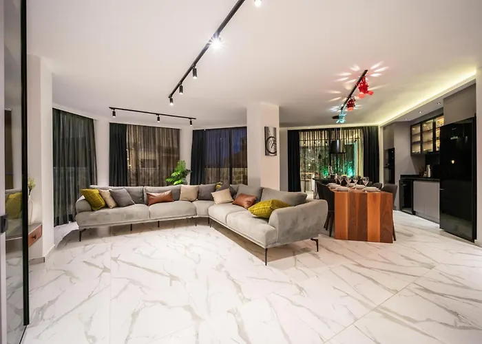 Spacious & Private 4-bedroom With Sea Views, Centrally Located Villa Kas